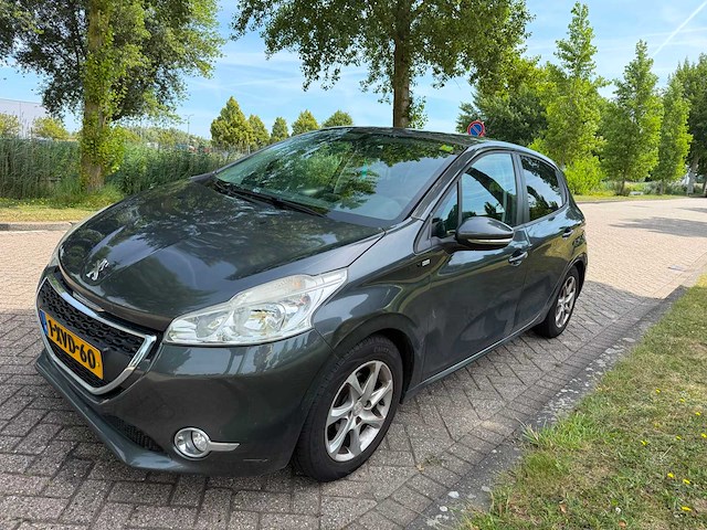 Peugeot 208 1.2 puretech style, 1-xvd-60 - afbeelding 1 van  15