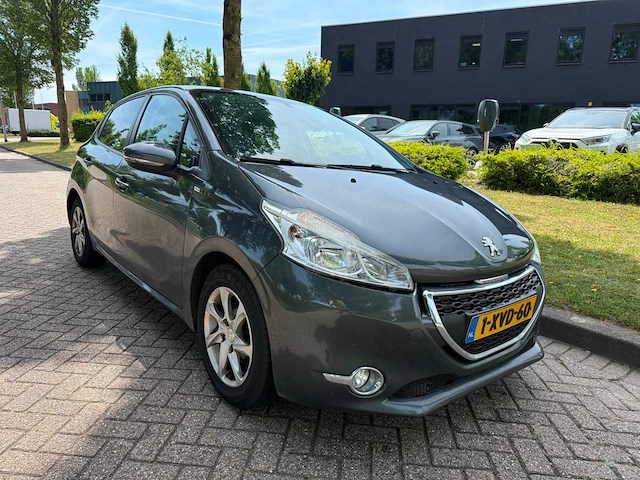 Peugeot 208 1.2 puretech style, 1-xvd-60 - afbeelding 9 van  15