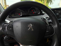 Peugeot 208 1.2 puretech style, 1-xvd-60 - afbeelding 12 van  15