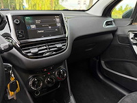 Peugeot 208 1.2 puretech style, 1-xvd-60 - afbeelding 14 van  15