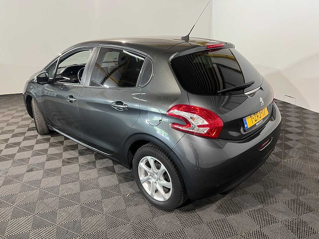 Peugeot 208 1.2 puretech style, 1-zfj-17 - afbeelding 12 van  19