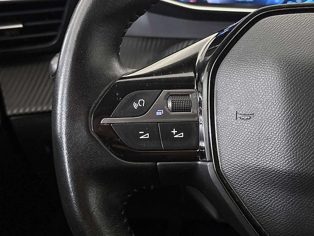Peugeot 208 1.2 turbo allure pack | p-710-bz i - afbeelding 10 van  25