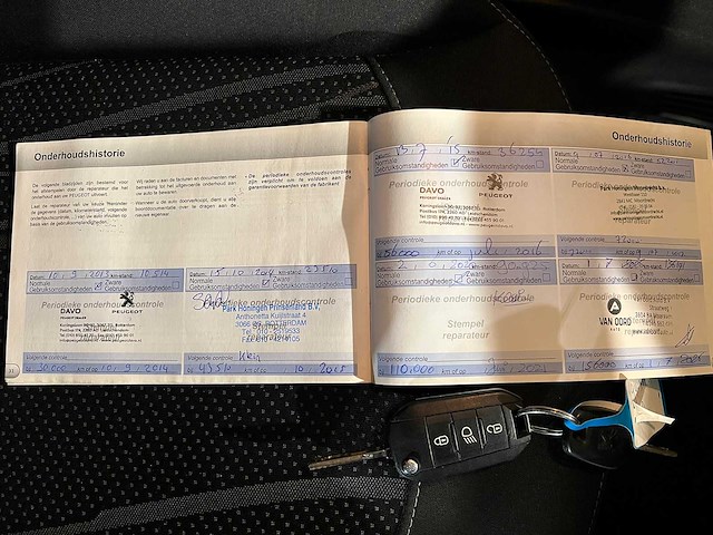 Peugeot 208 1.2 vti access, 94-xxn-1 - afbeelding 12 van  15
