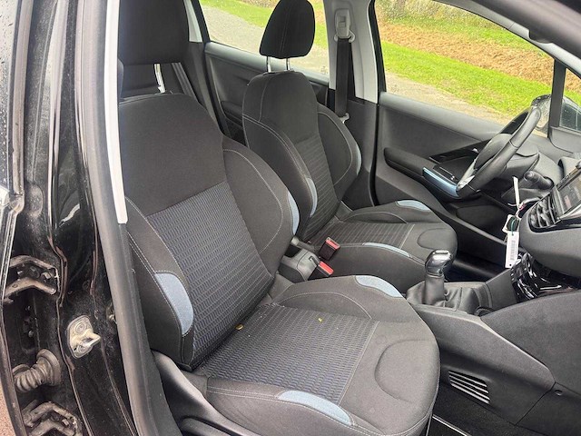 Peugeot 208 1.2 vti blue lease , 5-kjs-46 - afbeelding 11 van  16
