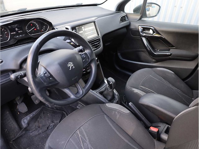 Peugeot 208 1.2 vti envy 2013, 99-zpt-8 - afbeelding 2 van  33