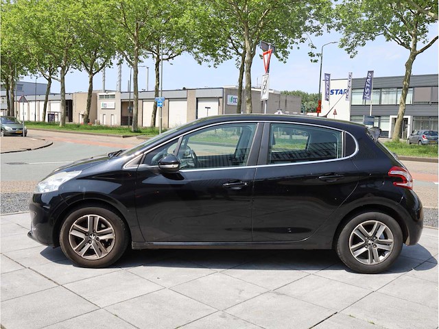 Peugeot 208 1.2 vti envy 2013, 99-zpt-8 - afbeelding 12 van  33