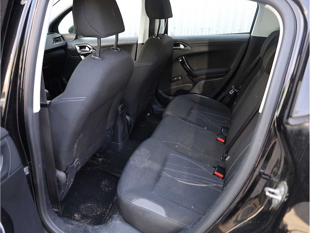 Peugeot 208 1.2 vti envy 2013, 99-zpt-8 - afbeelding 16 van  33