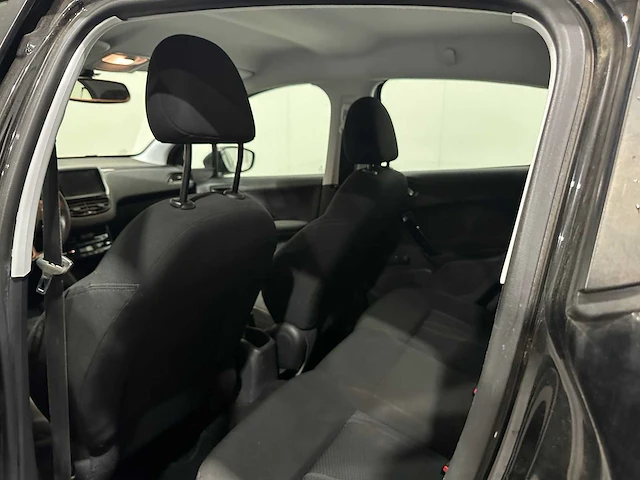 Peugeot 208 1.2 vti envy 3-tfd-70 - afbeelding 2 van  19