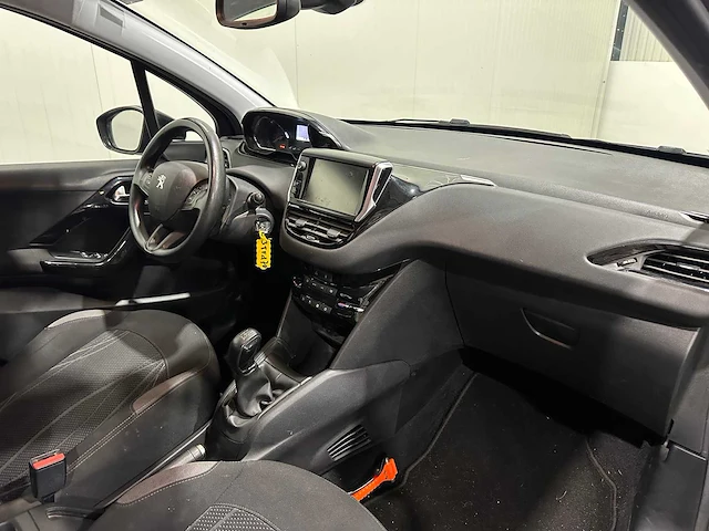 Peugeot 208 1.2 vti envy 3-tfd-70 - afbeelding 3 van  19