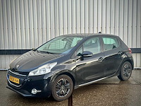 Peugeot 208 1.2 vti envy , 7-kzk-64
