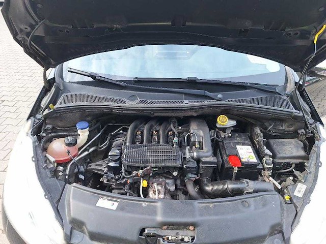Peugeot 208 1.2 vti oxygo ; 9-thg-01 - afbeelding 5 van  14