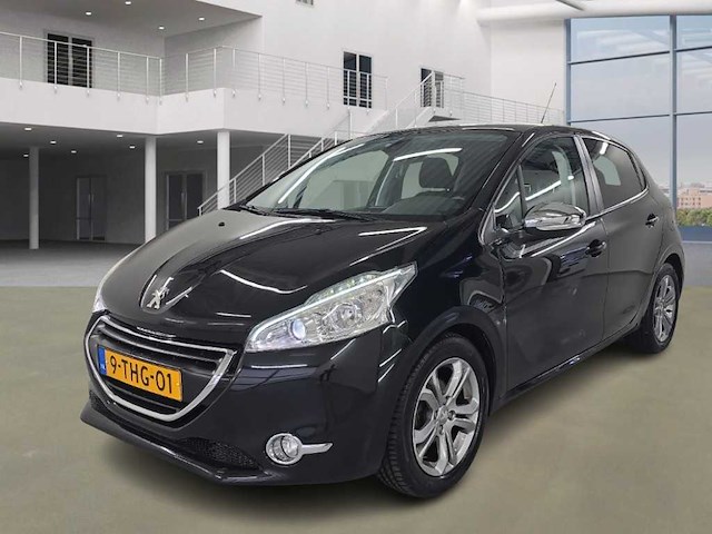 Peugeot 208 1.2 vti oxygo ; 9-thg-01 - afbeelding 1 van  14