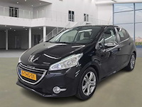 Peugeot 208 1.2 vti oxygo ; 9-thg-01