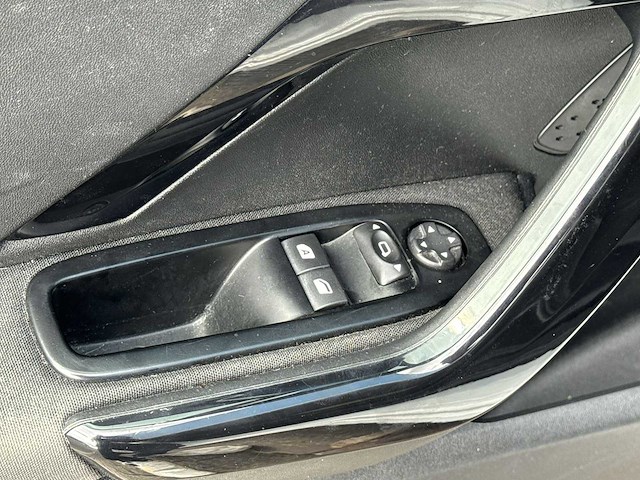 Peugeot 208 1.2 vti sport - 2012 | 20-xvh-7 - afbeelding 4 van  26