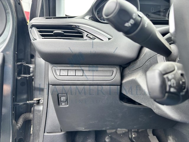 Peugeot 208 1.2i puretech active s&s etg 82 at, 2015 - afbeelding 17 van  37