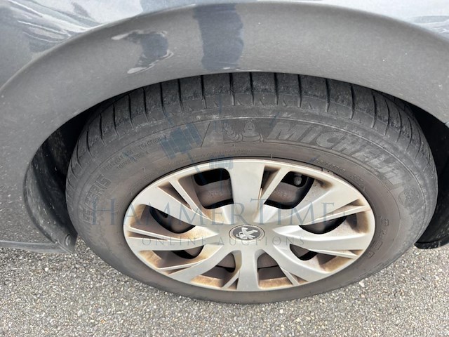Peugeot 208 1.2i puretech active s&s etg 82 at, 2015 - afbeelding 25 van  37