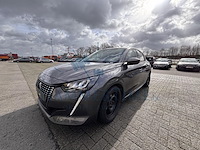 Peugeot 208 1.2i puretech allure (eu6.3) 101 at,2021 - afbeelding 1 van  38