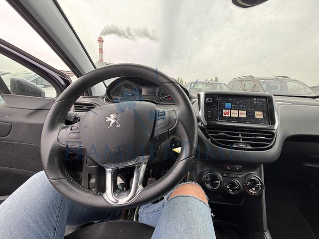Peugeot 208 1.2i puretech signature s&s (eu6.2), 2019 - afbeelding 5 van  33