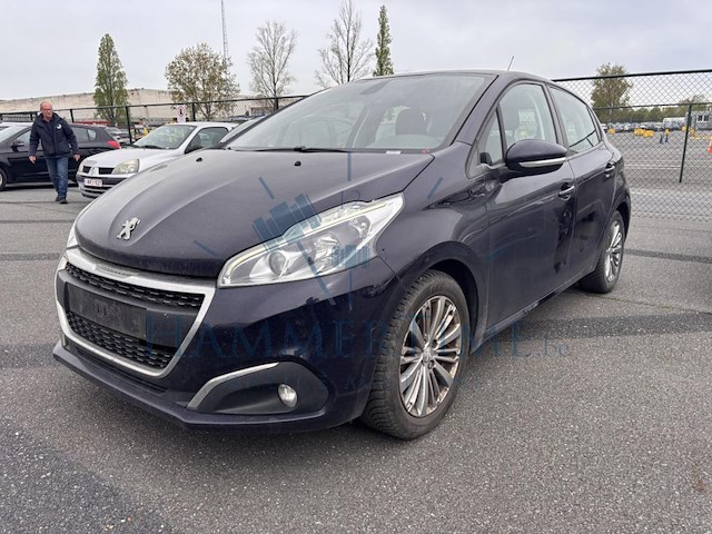 Peugeot 208 1.2i puretech signature s&s (eu6.2), 2019 - afbeelding 1 van  33