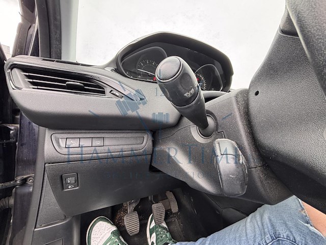 Peugeot 208 1.2i puretech signature s&s (eu6.2), 2019 - afbeelding 13 van  33