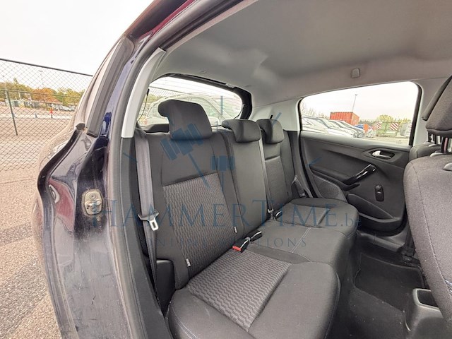 Peugeot 208 1.2i puretech signature s&s (eu6.2), 2019 - afbeelding 17 van  33