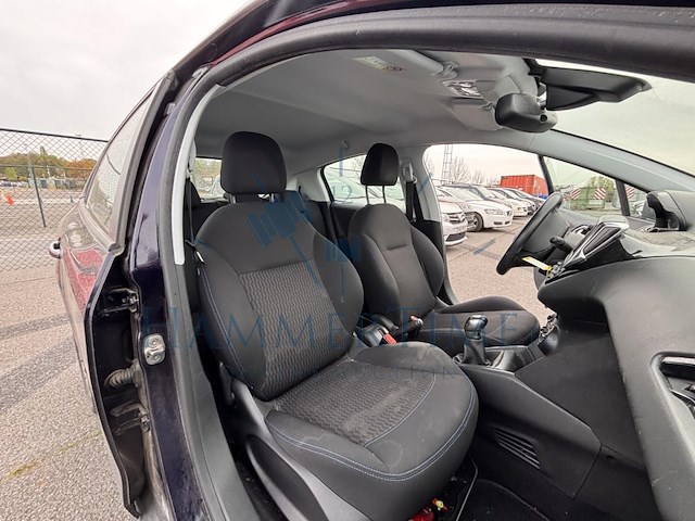 Peugeot 208 1.2i puretech signature s&s (eu6.2), 2019 - afbeelding 18 van  33