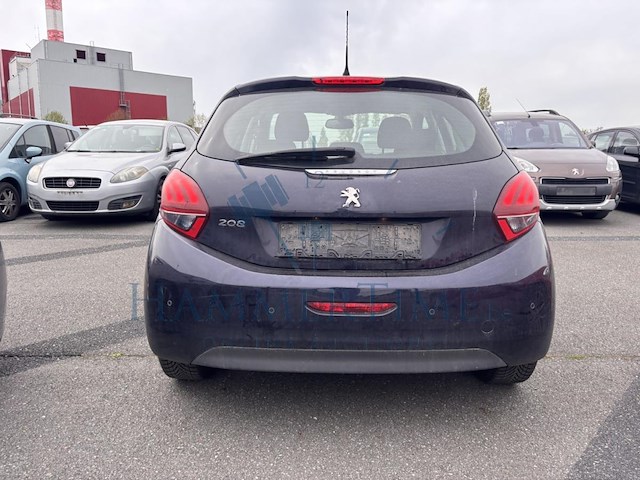 Peugeot 208 1.2i puretech signature s&s (eu6.2), 2019 - afbeelding 30 van  33