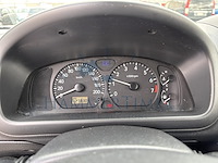 Peugeot 208 1.2i puretech signature s&s (eu6.2),2005 - afbeelding 4 van  37