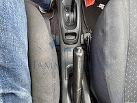 Peugeot 208 1.2i puretech signature s&s (eu6.2),2005 - afbeelding 8 van  37