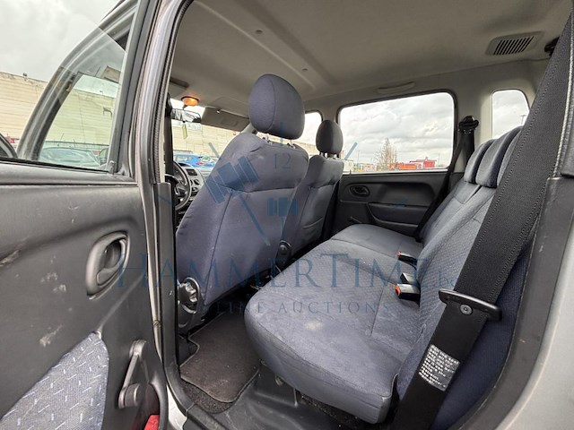 Peugeot 208 1.2i puretech signature s&s (eu6.2),2005 - afbeelding 10 van  37