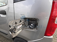 Peugeot 208 1.2i puretech signature s&s (eu6.2),2005 - afbeelding 11 van  37