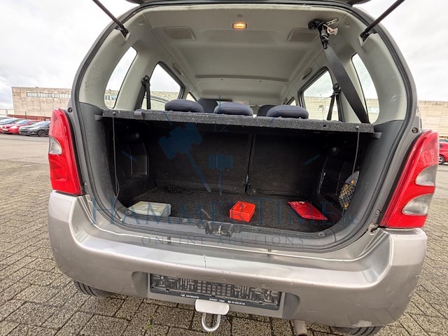 Peugeot 208 1.2i puretech signature s&s (eu6.2),2005 - afbeelding 13 van  37