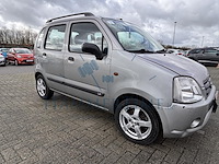 Peugeot 208 1.2i puretech signature s&s (eu6.2),2005 - afbeelding 23 van  37