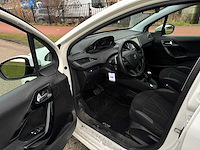 Peugeot 208 1.4 e-hdi active 2013 | 3-sjg-05 - afbeelding 2 van  6