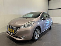Peugeot 208 1.4 vti access j-714-xd