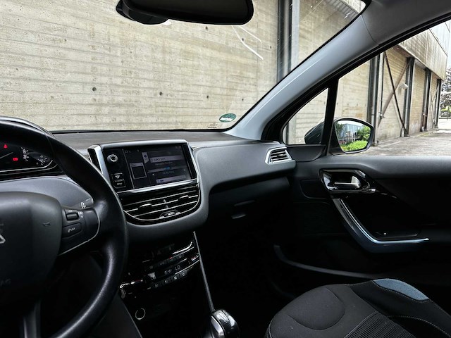 Peugeot 208 1.6 vti allure 120pk 2012 (origineel-nl), 80-xnl-3 - afbeelding 21 van  41