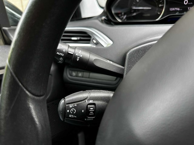 Peugeot 208 1.6 vti allure 120pk 2012 (origineel-nl), 80-xnl-3 - afbeelding 24 van  41
