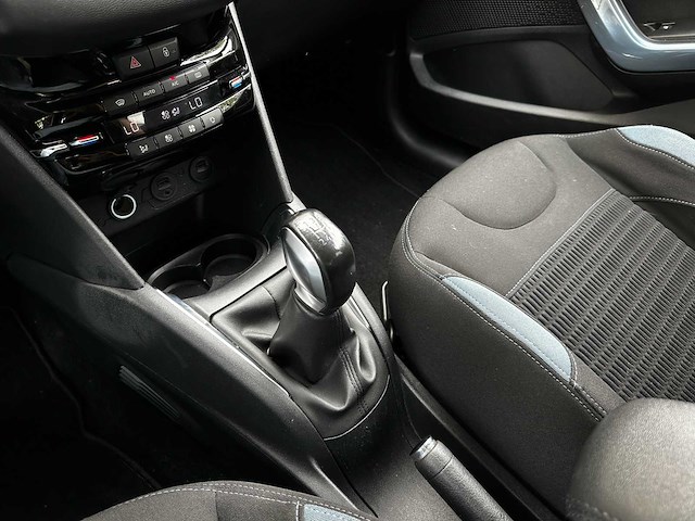 Peugeot 208 1.6 vti allure 120pk 2012 (origineel-nl), 80-xnl-3 - afbeelding 26 van  41