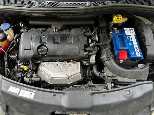 Peugeot 208 1.6 vti allure 120pk 2012 (origineel-nl), 80-xnl-3 - afbeelding 38 van  41