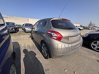 Peugeot 208 1.6i allure 120 at, 2014 - afbeelding 31 van  33