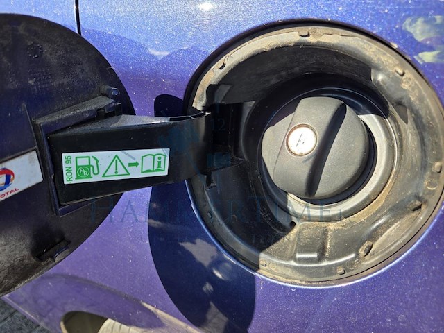 Peugeot 208 208 1.2i puretech style 82, 2017 - afbeelding 3 van  46