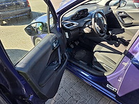 Peugeot 208 208 1.2i puretech style 82, 2017 - afbeelding 4 van  46
