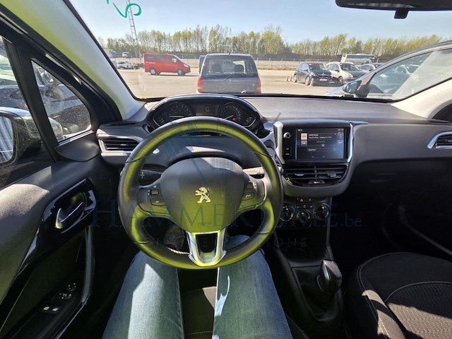 Peugeot 208 208 1.2i puretech style 82, 2017 - afbeelding 17 van  46