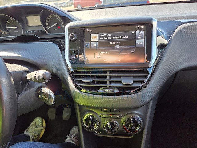 Peugeot 208 208 1.2i puretech style 82, 2017 - afbeelding 21 van  46