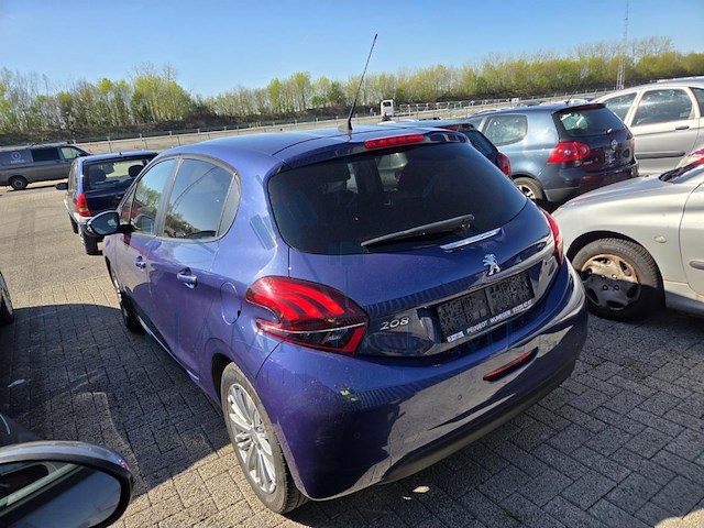 Peugeot 208 208 1.2i puretech style 82, 2017 - afbeelding 44 van  46