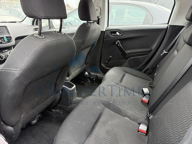 Peugeot 208 active puretech 82 st/st, 2019 - afbeelding 16 van  32