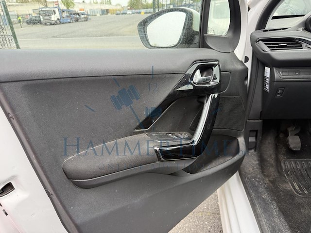 Peugeot 208 active puretech 82 st/st, 2019 - afbeelding 30 van  32