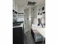 Peugeot 230 bed - bank - wc - camper - afbeelding 13 van  13