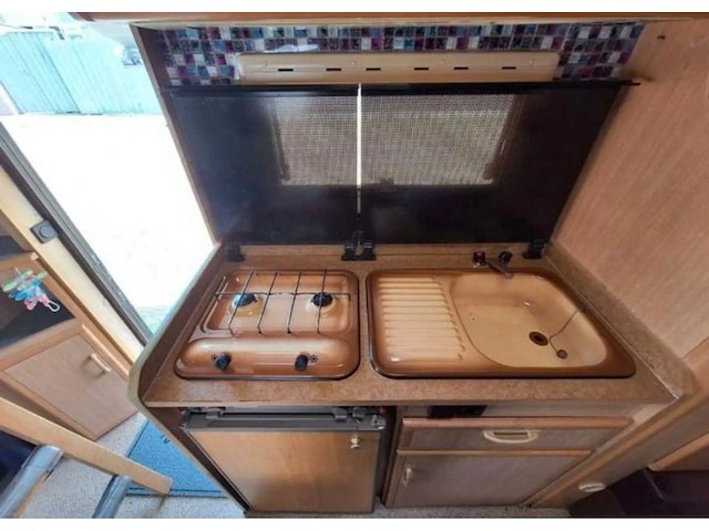 Peugeot 280l camper, vl-dl-70 - afbeelding 9 van  10