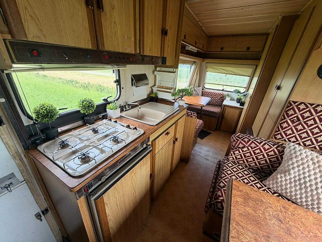 Peugeot 280l kampeerwagen bürstner camper 64-vp-nr - afbeelding 6 van  18